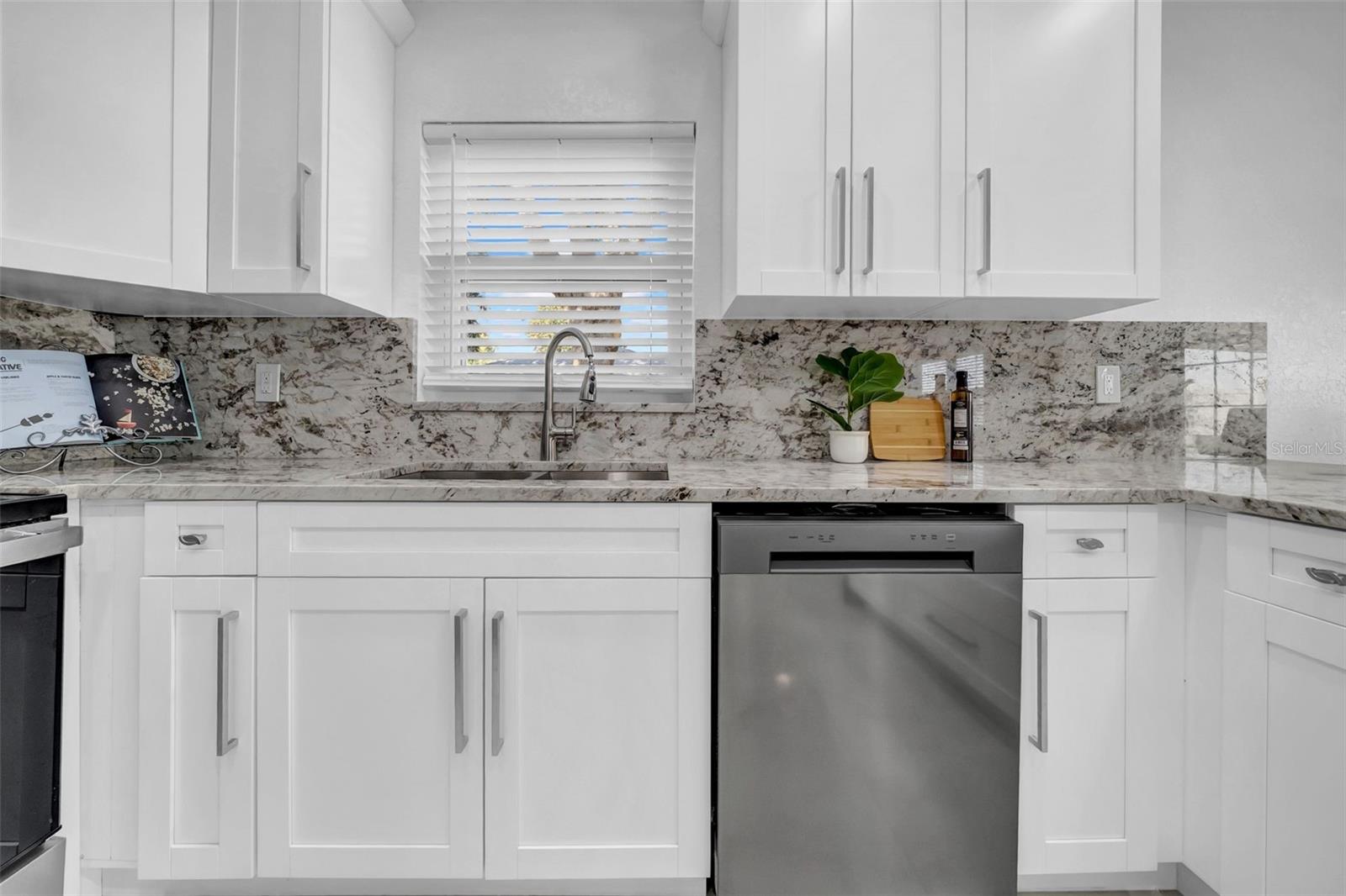 ARLINGTON PARK - Residential