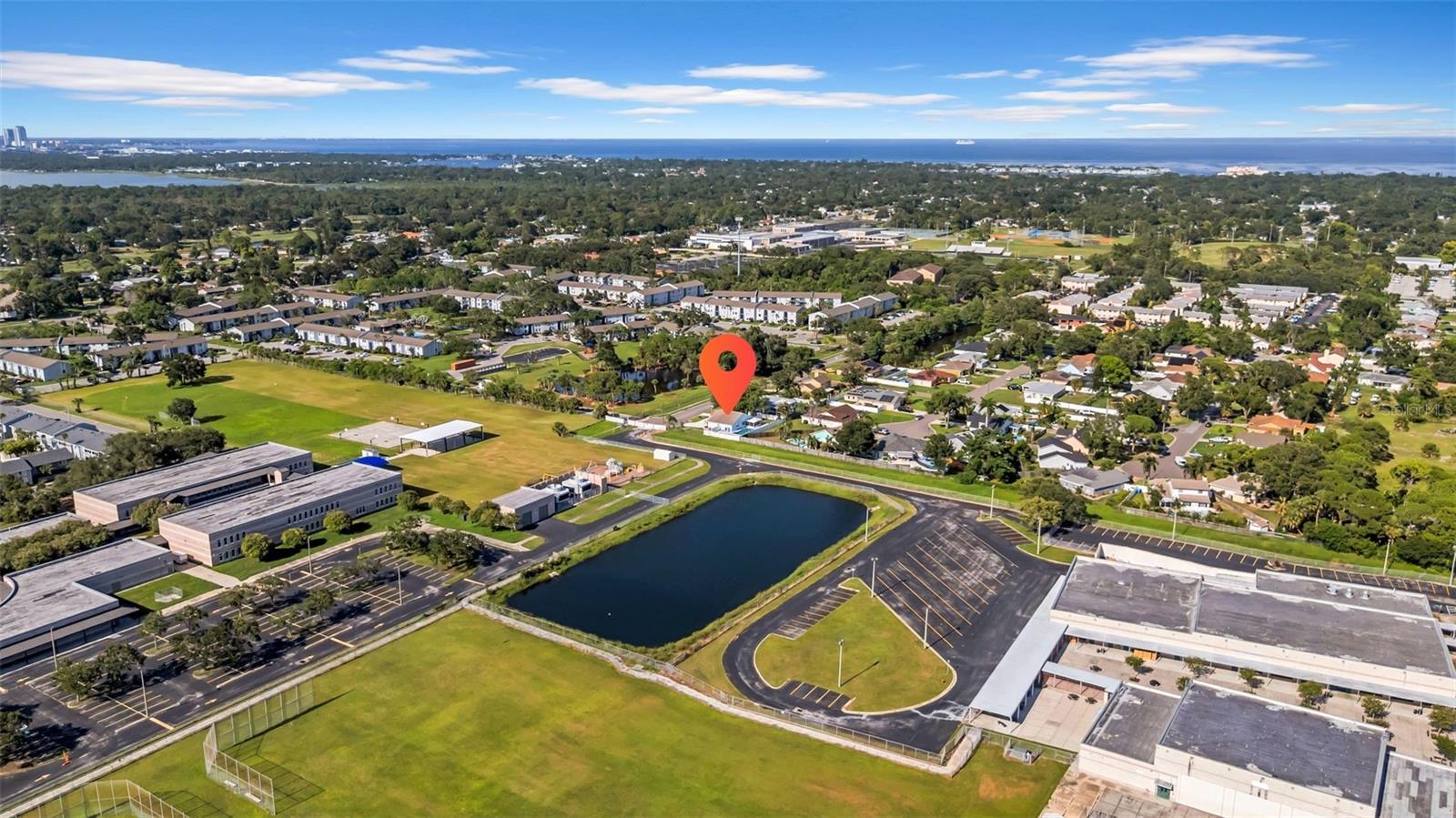 ARLINGTON PARK - Residential