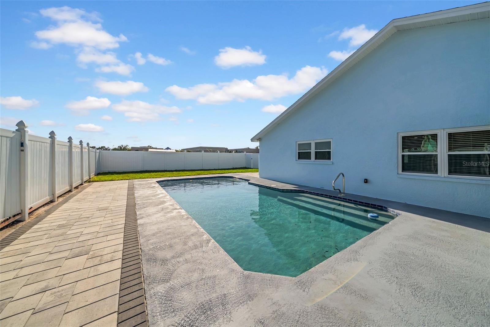 ARLINGTON PARK - Residential