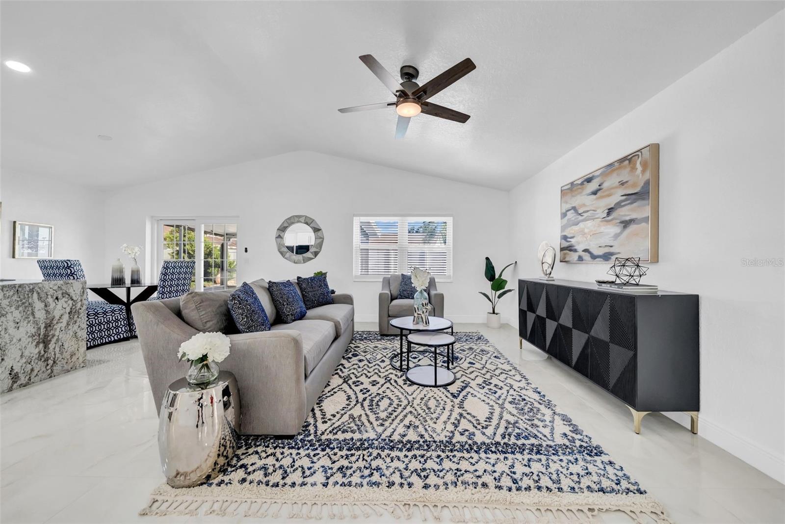 ARLINGTON PARK - Residential