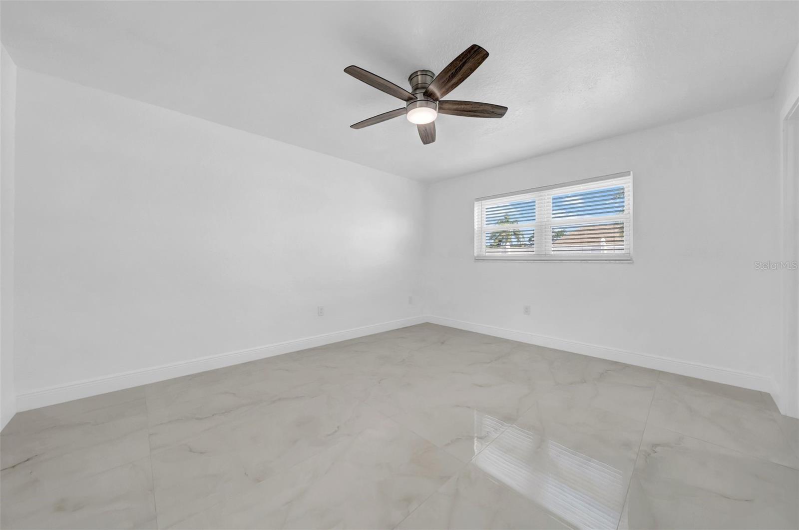 ARLINGTON PARK - Residential