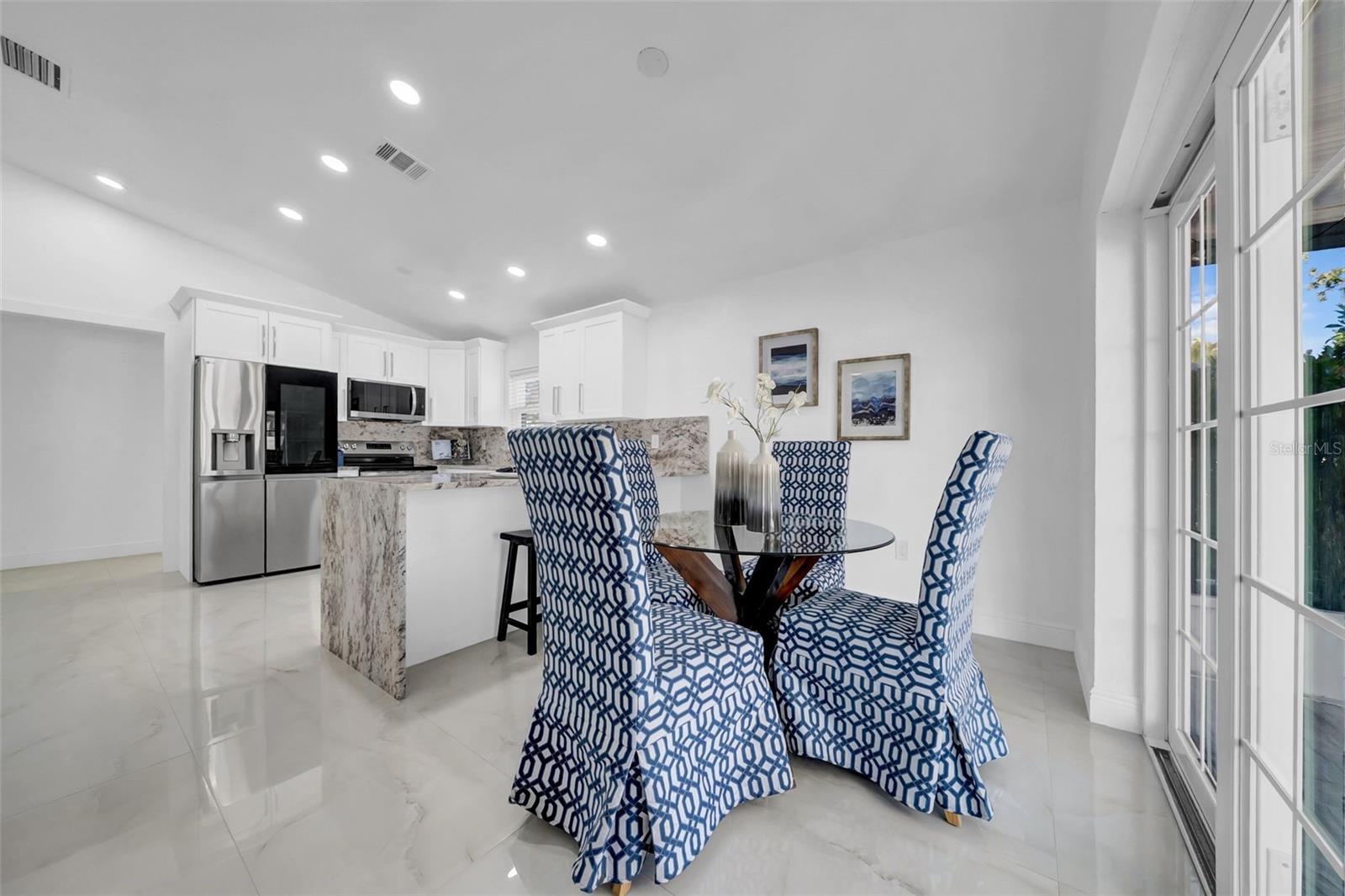 ARLINGTON PARK - Residential