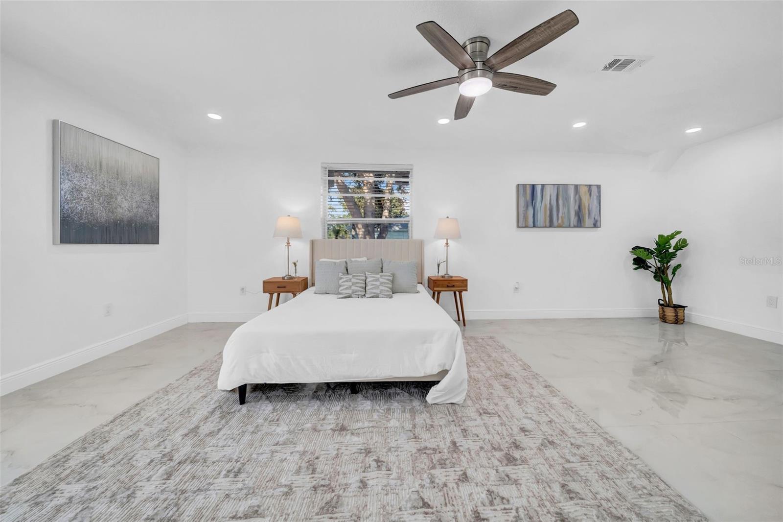 ARLINGTON PARK - Residential