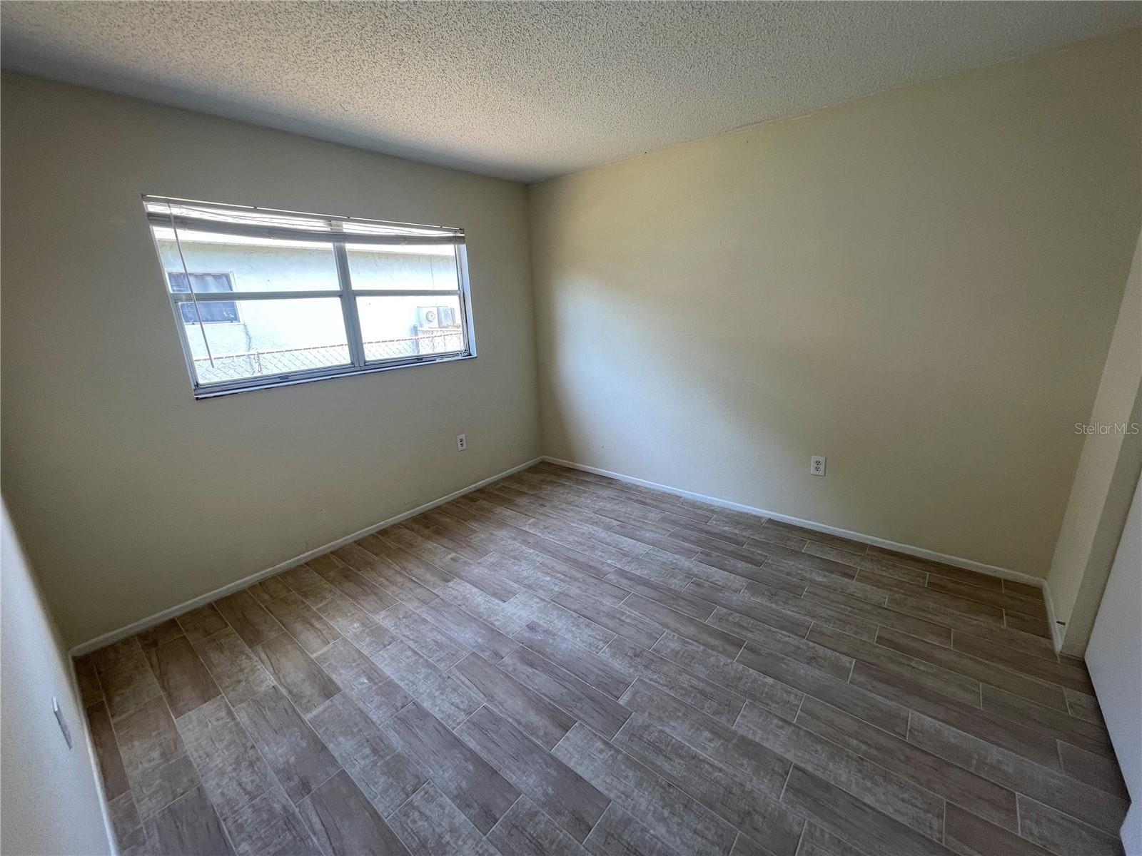 SHADOW RIDGE - Residential Lease