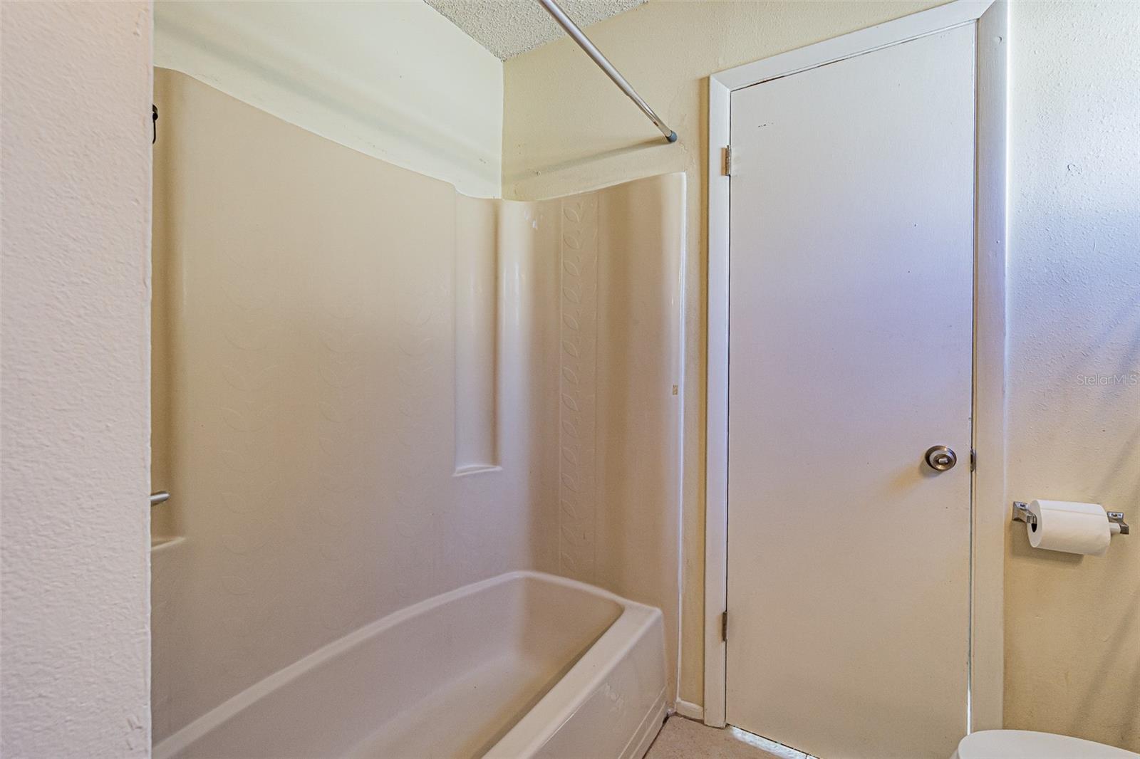 SHADOW RIDGE - Residential Lease