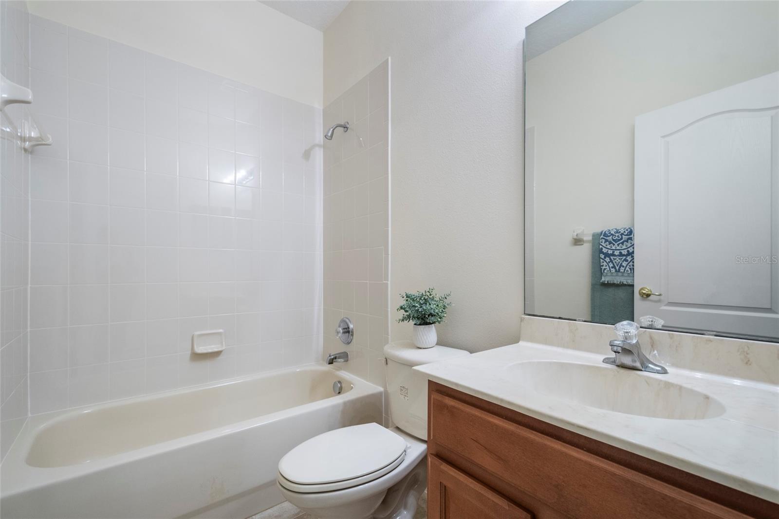 LA VINA - NONA CREST - Residential