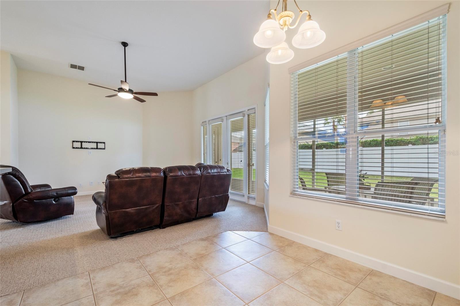 LA VINA - NONA CREST - Residential