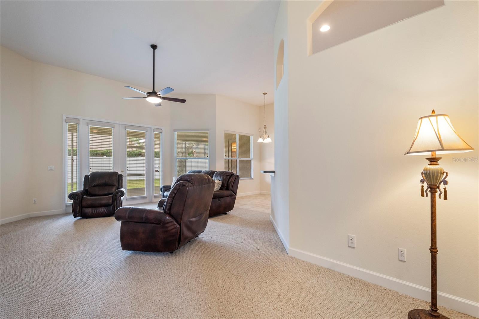 LA VINA - NONA CREST - Residential