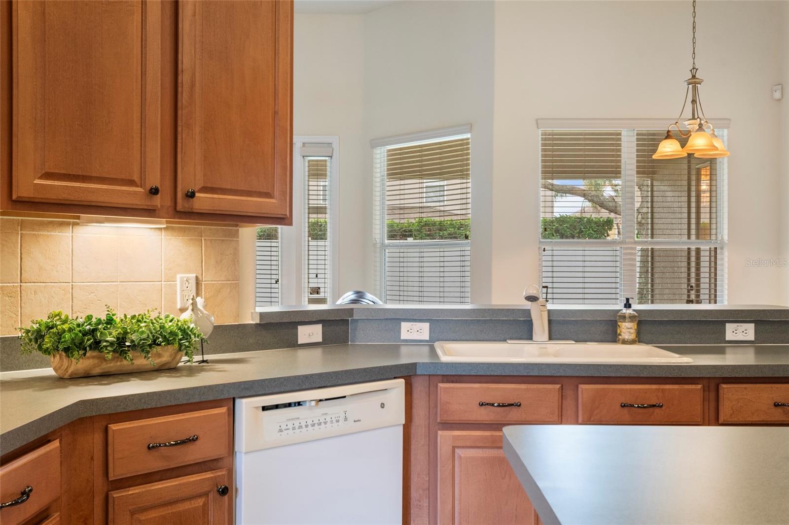 LA VINA - NONA CREST - Residential