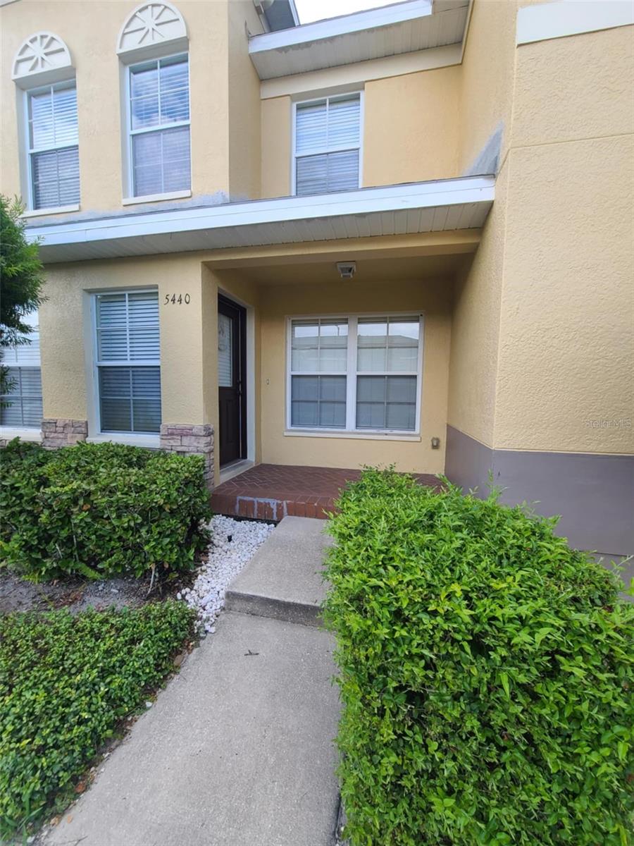 Well-maintained 2BR/2.5BA condo with a bonus den/office in the desirable Cobblestone community of Lakeland. Spacious 1,496 sq ft layout with open-concept living, two upstairs en-suite bedrooms, and a half bath downstairs. Enjoy community pool access, assigned parking, and low-maintenance living close to shopping, dining, and major roadways.