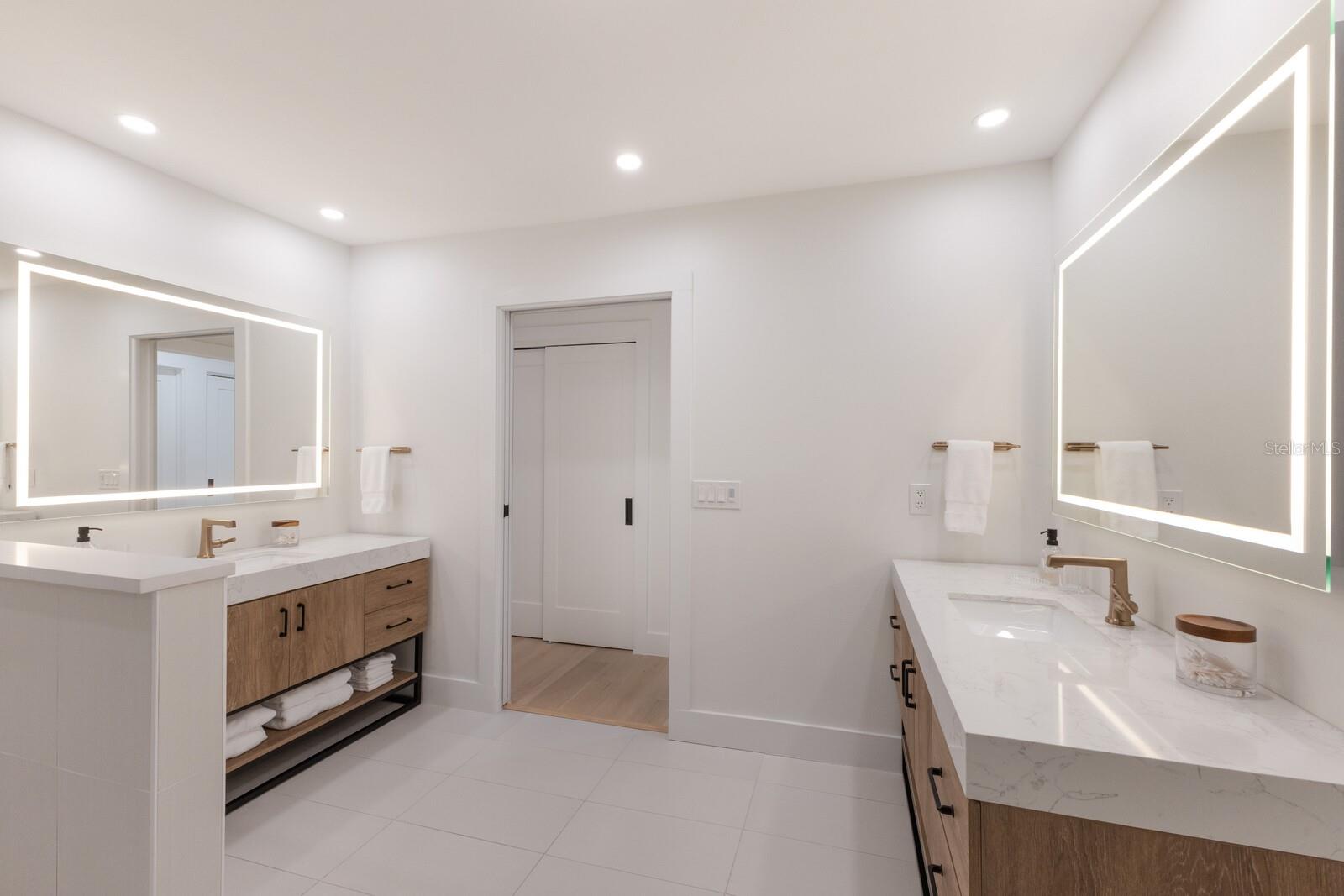 COUNTRY CLUB SHORES SEC 03 - Residential