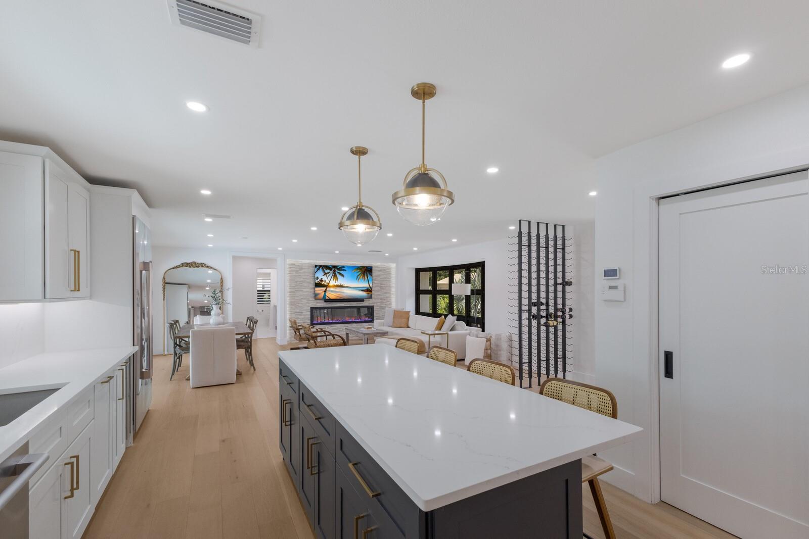 COUNTRY CLUB SHORES SEC 03 - Residential