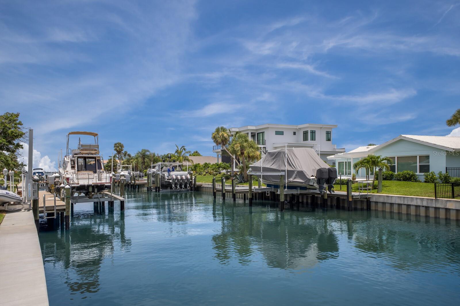 COUNTRY CLUB SHORES SEC 03 - Residential