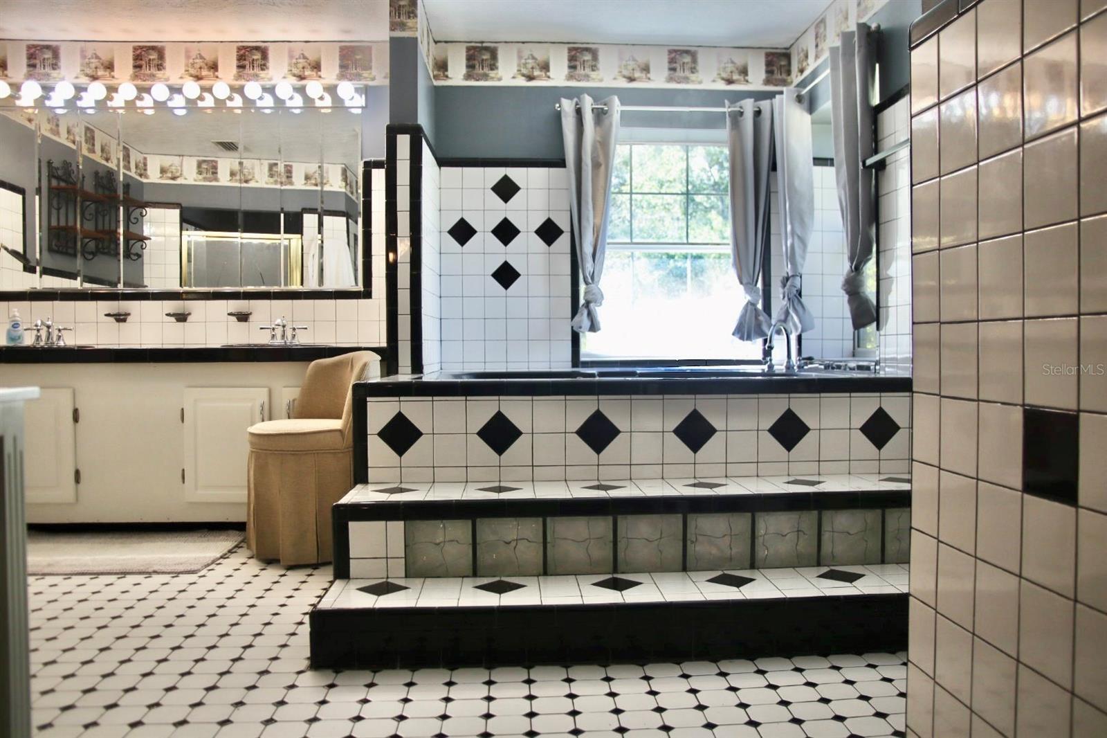 FAIRFIELD BROOK - Residential