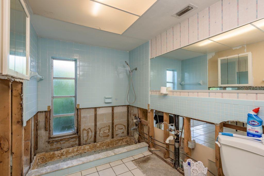 BEACON SQUARE - Residential