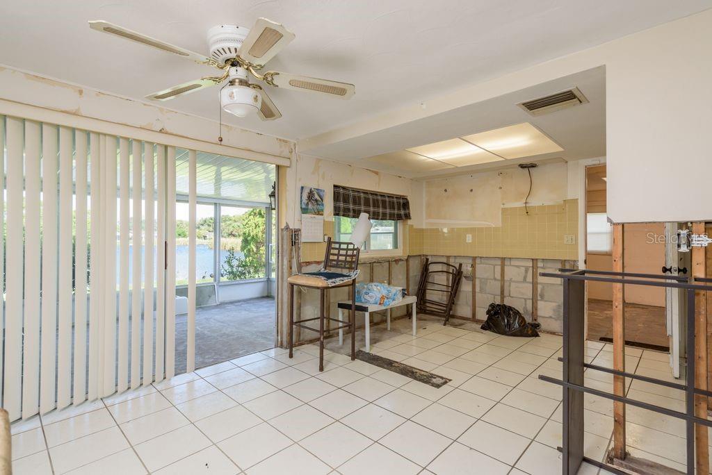 BEACON SQUARE - Residential