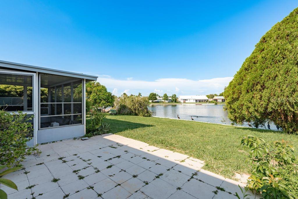 BEACON SQUARE - Residential