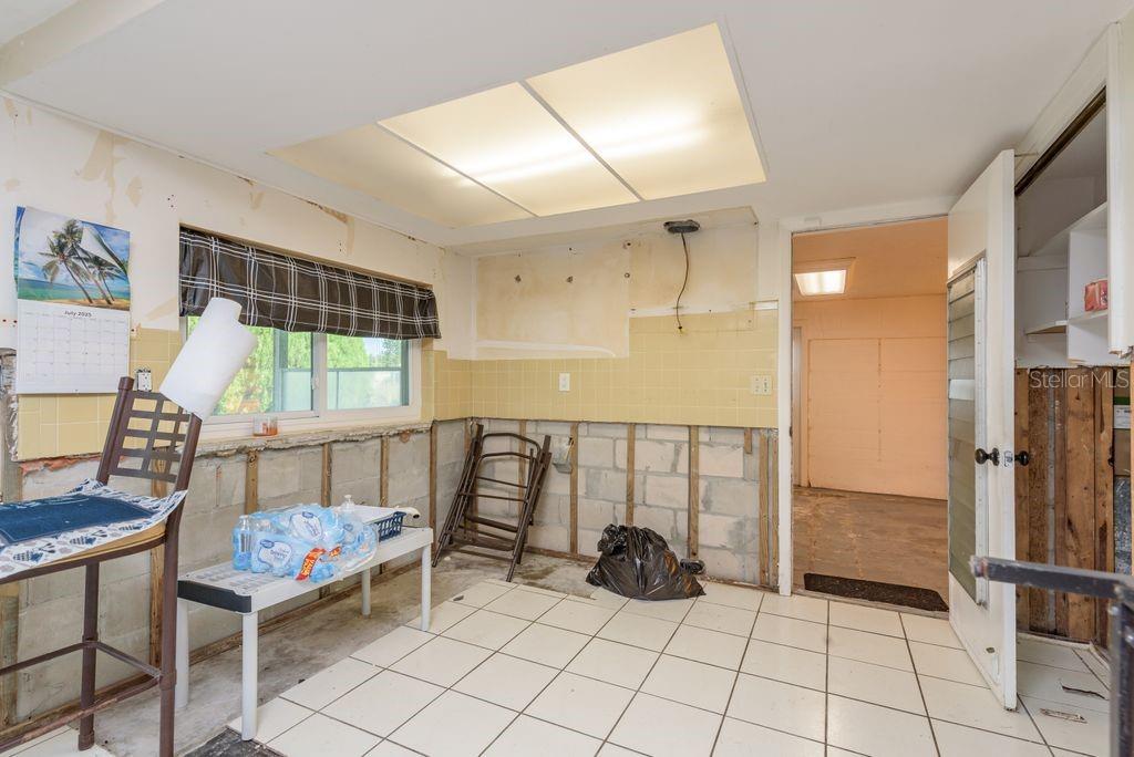 BEACON SQUARE - Residential