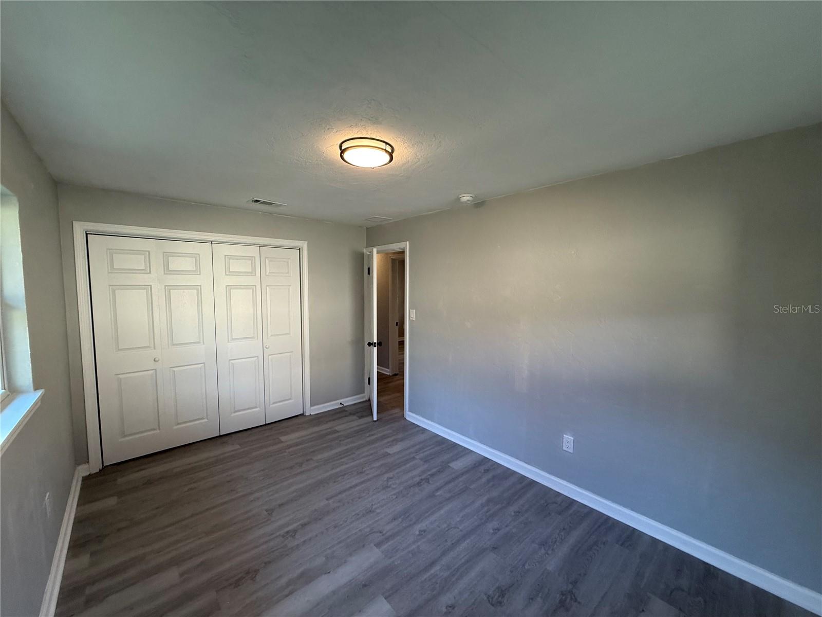 SHADY LAWN ESTATES - Residential Lease