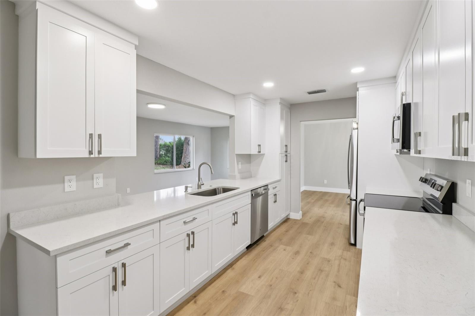 DELTONA LAKES UNIT 11 - Residential