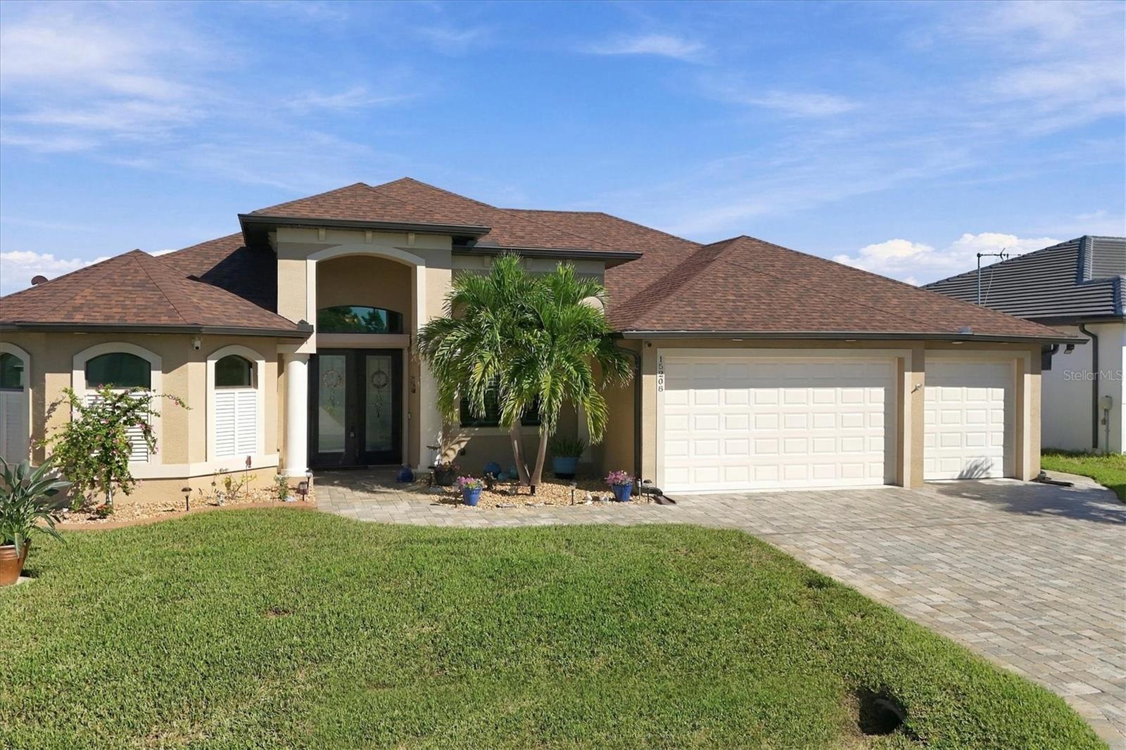 15208 HENNIPEN CIRCLE