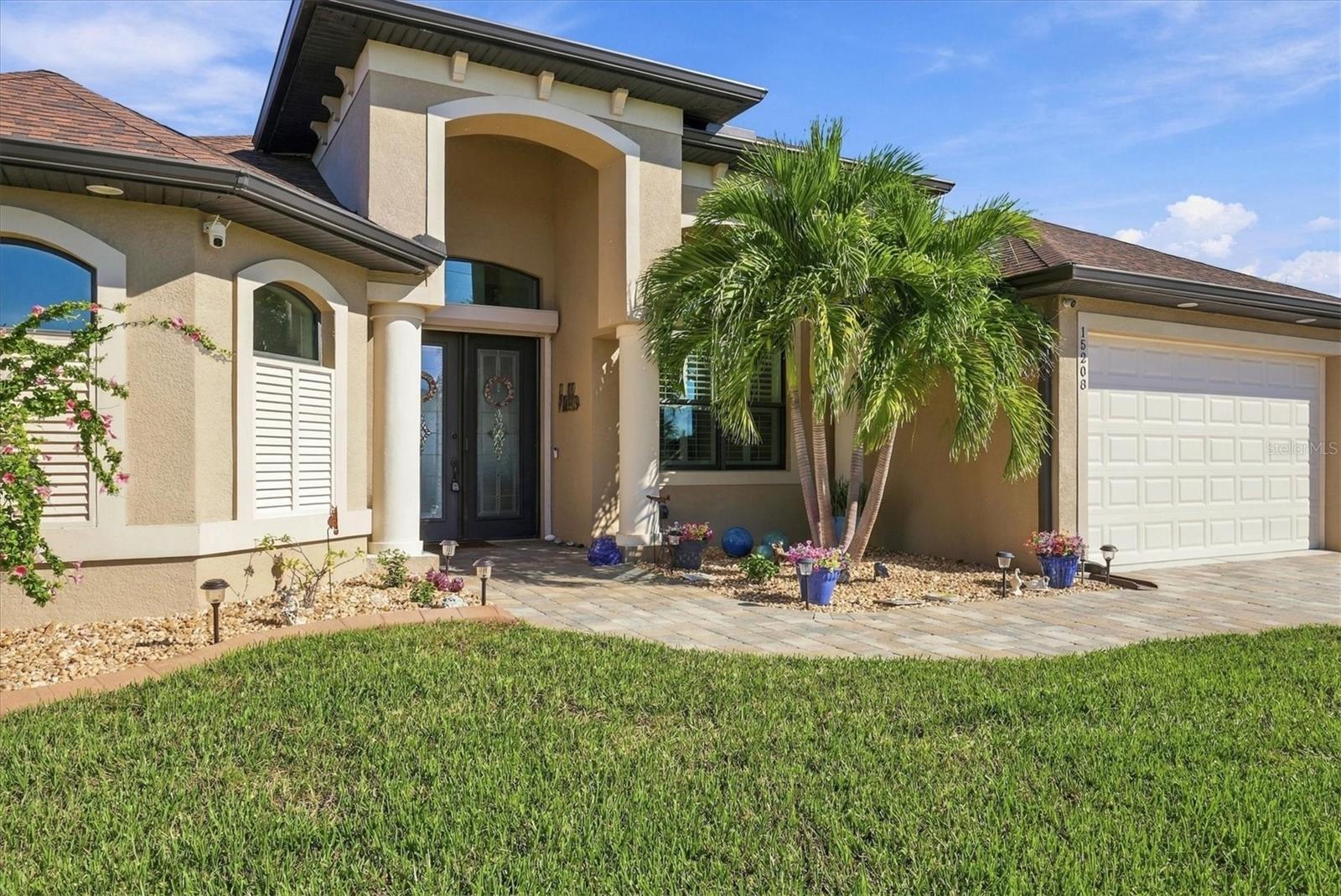 15208 HENNIPEN CIRCLE