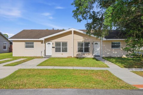 Photo of 643 Hummingbird Lane, Orlando, FL 32825 (MLS # O6398190)