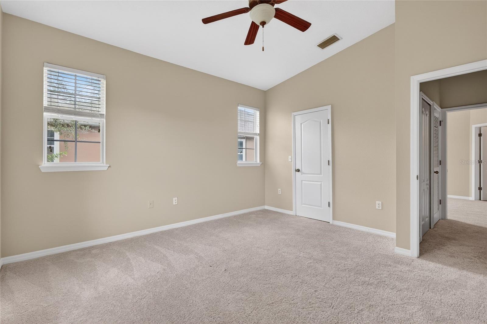 EAGLE PALM PH 02 - Residential