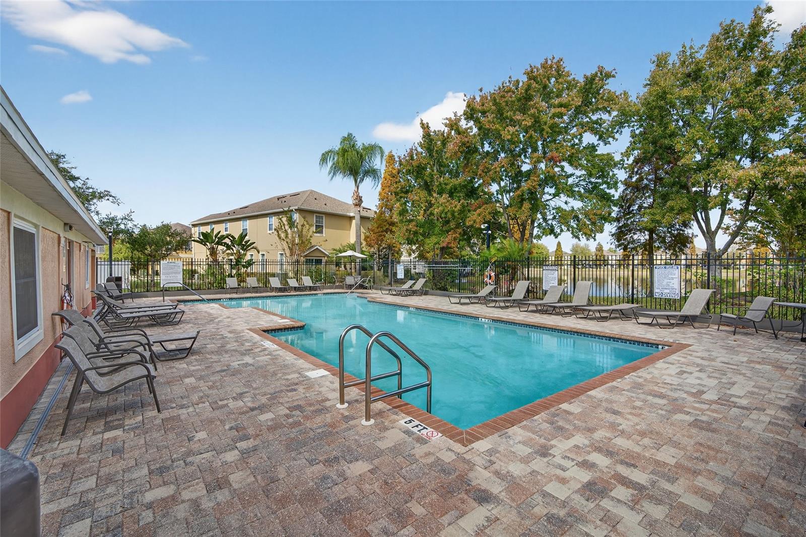 EAGLE PALM PH 02 - Residential