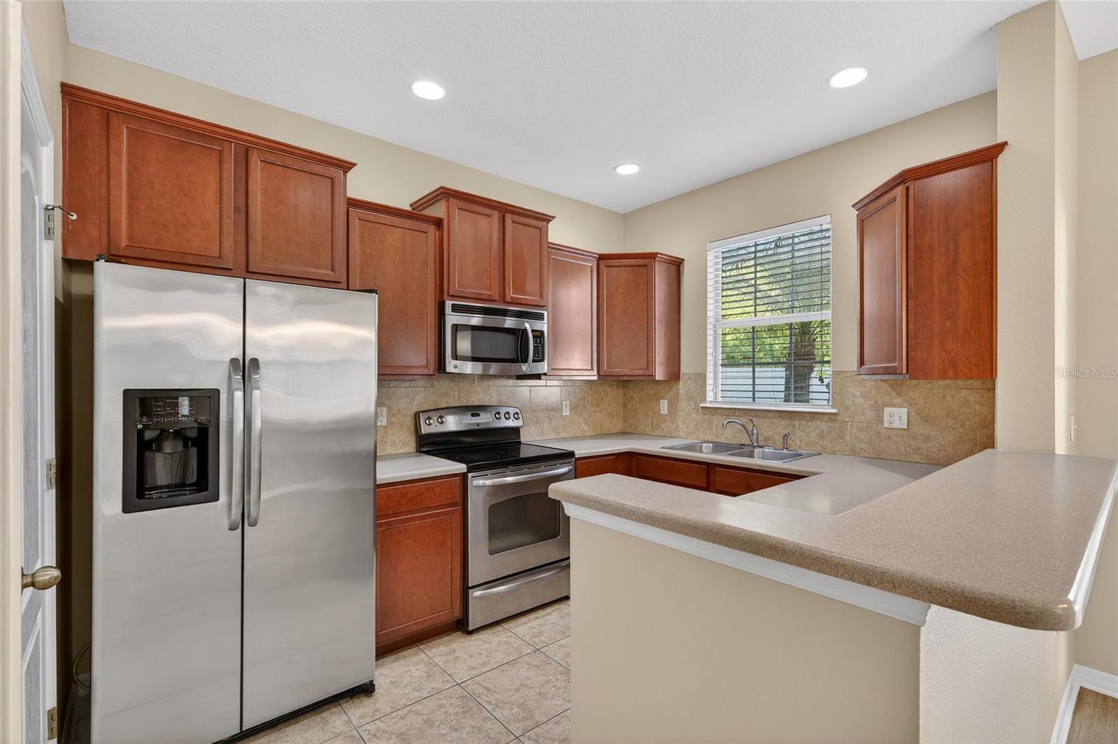 EAGLE PALM PH 02 - Residential