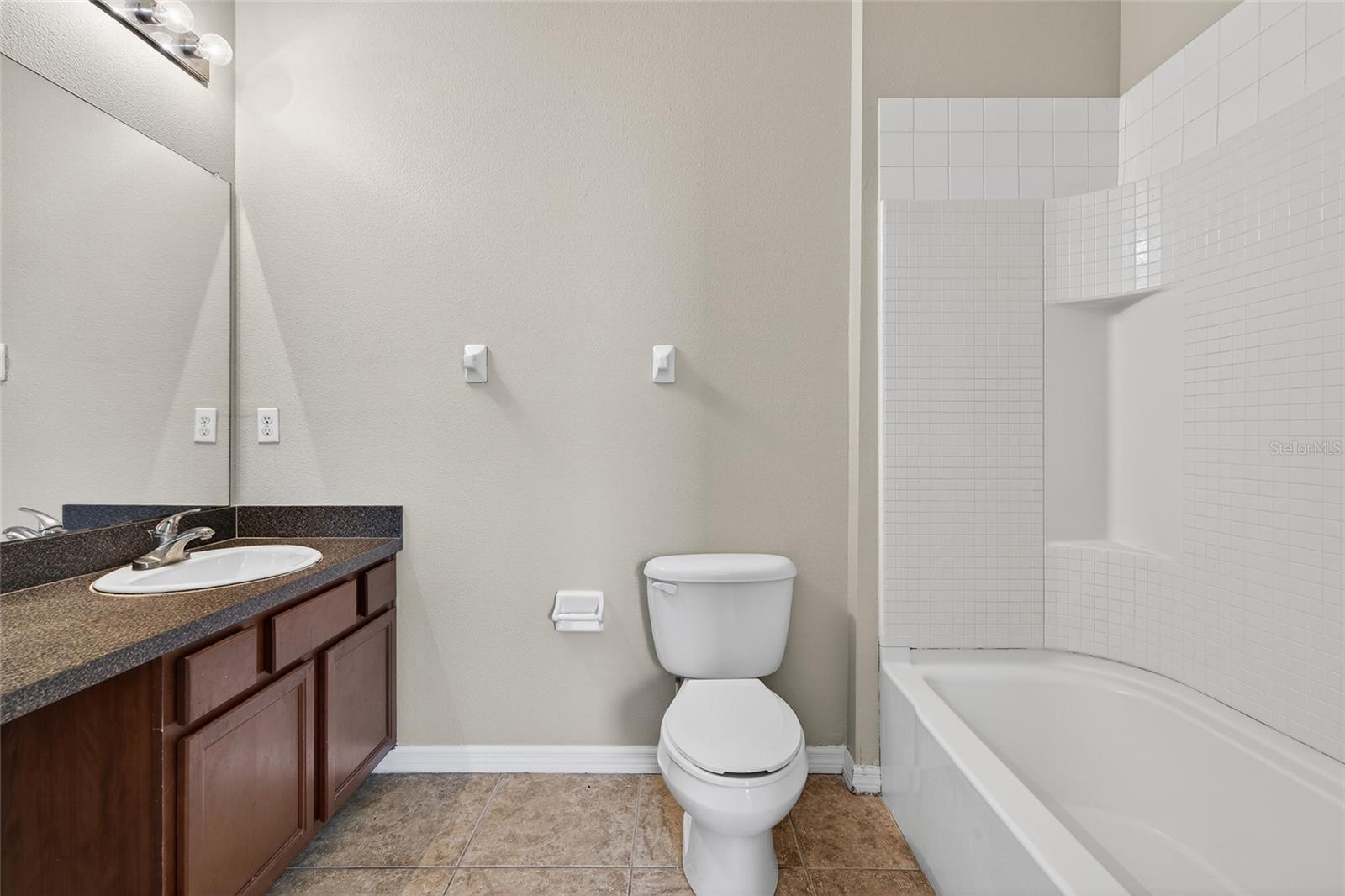 EAGLE PALM PH 02 - Residential