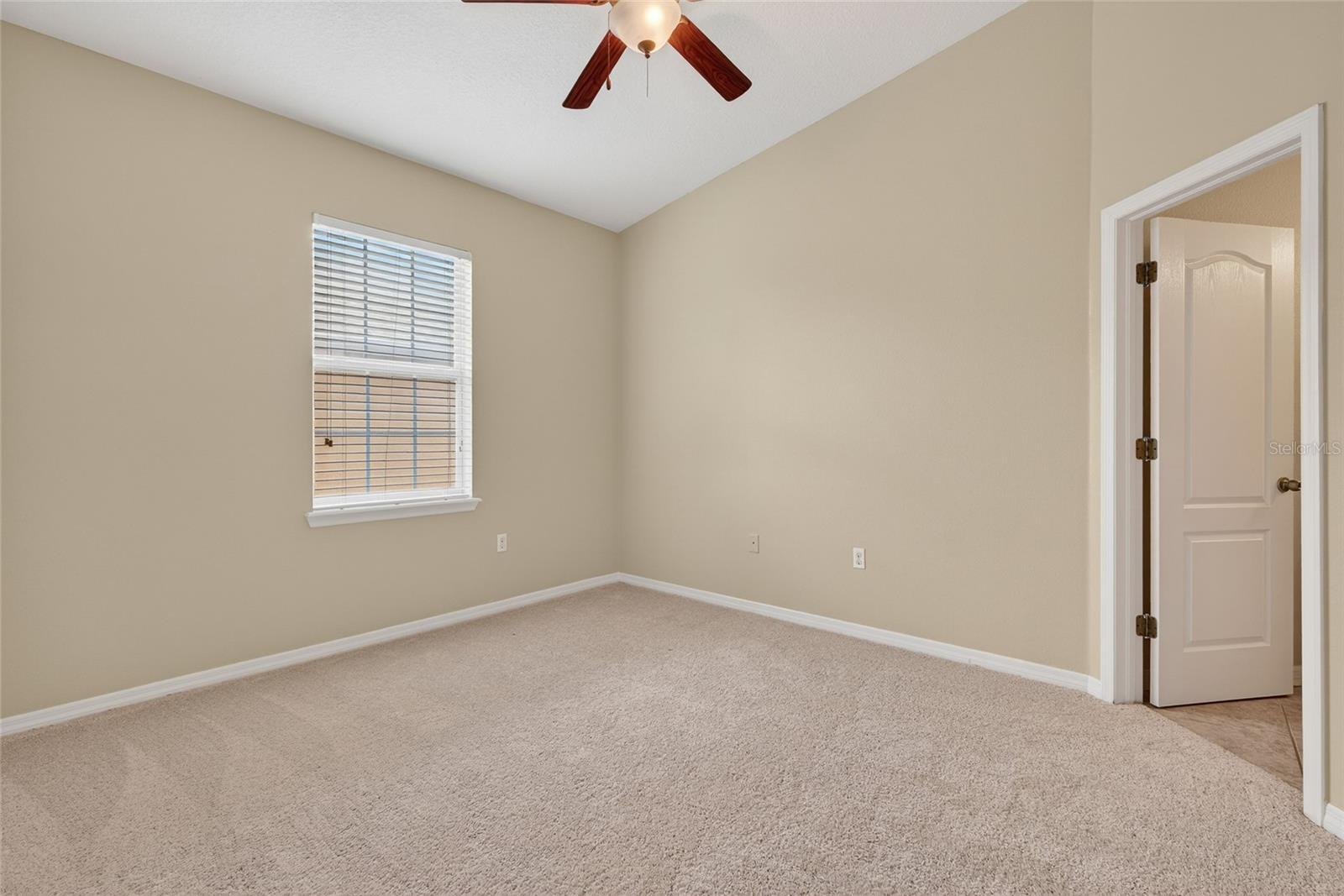 EAGLE PALM PH 02 - Residential