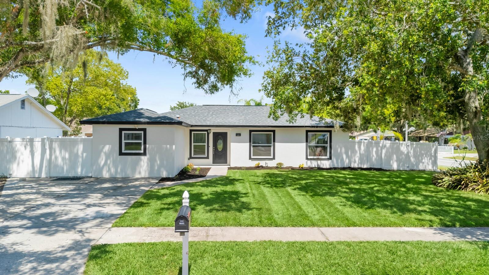 1201 WINDY RIDGE DRIVE