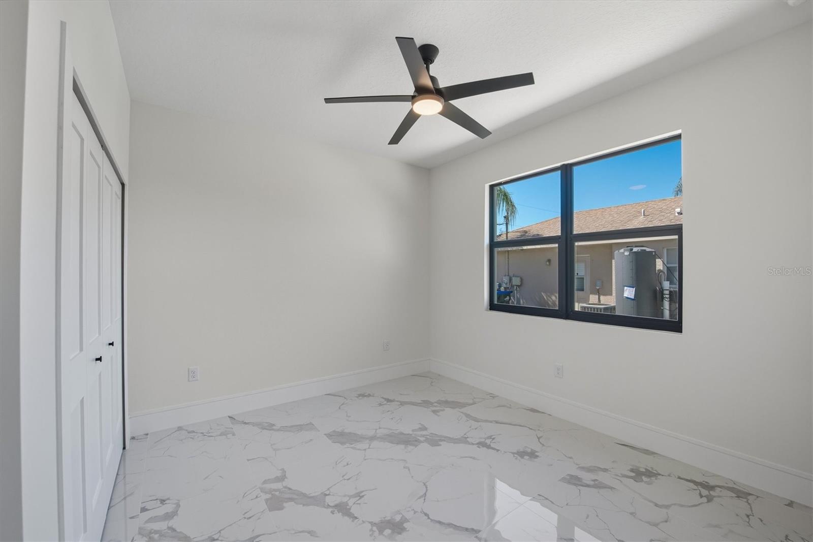 NORTH  PORT - Residential