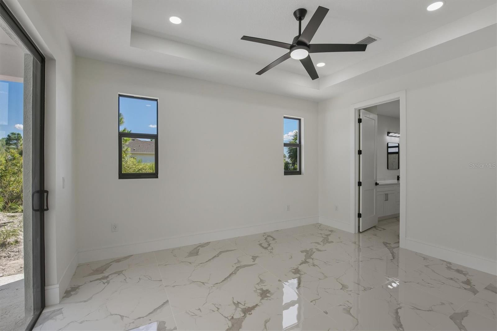 NORTH  PORT - Residential