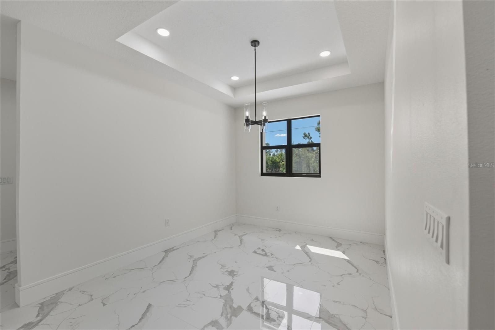 NORTH  PORT - Residential