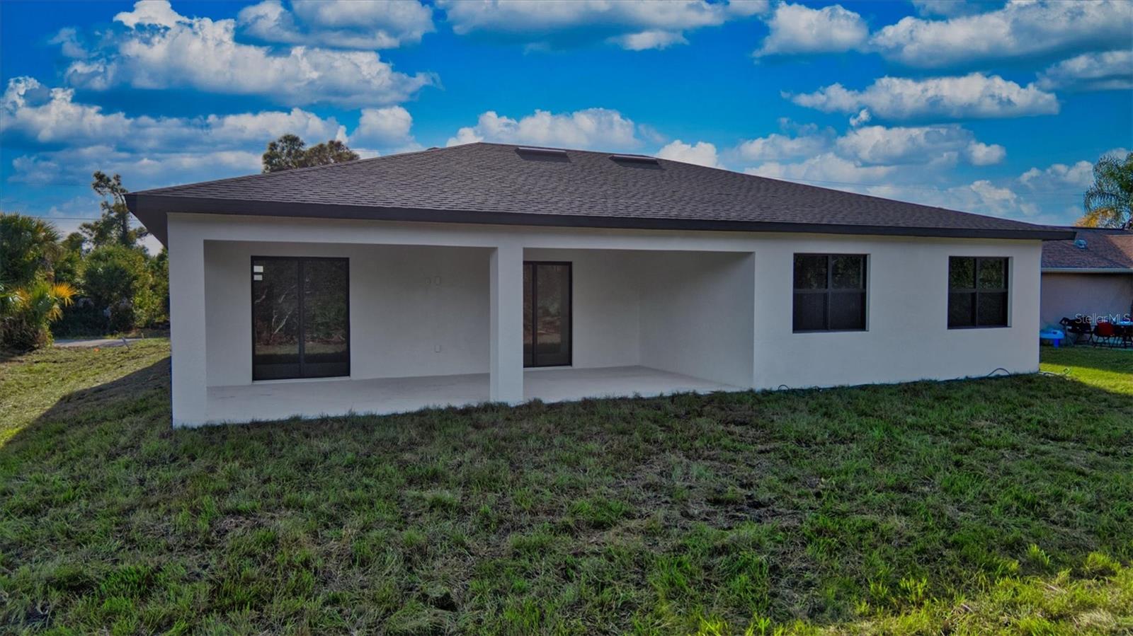 NORTH  PORT - Residential