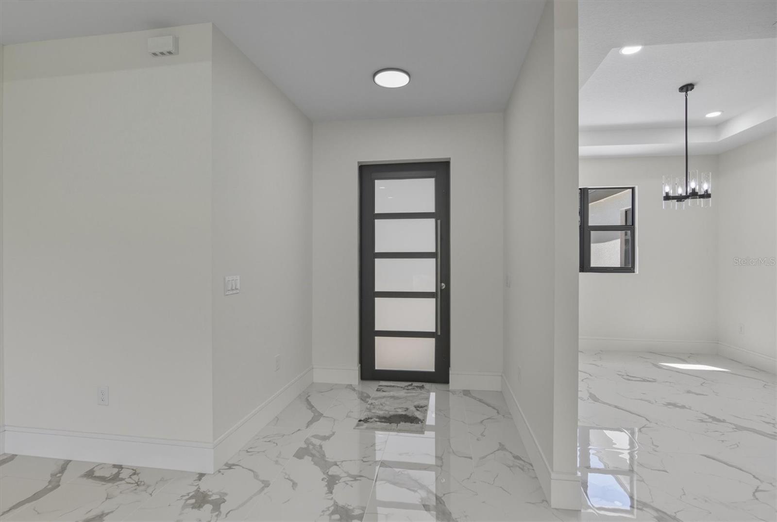 NORTH  PORT - Residential