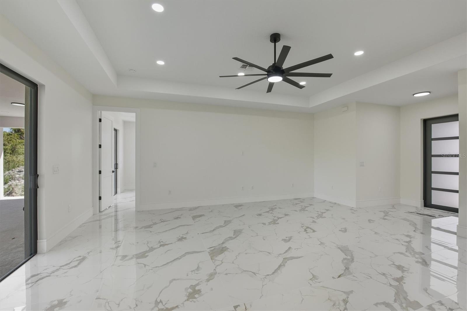 NORTH  PORT - Residential