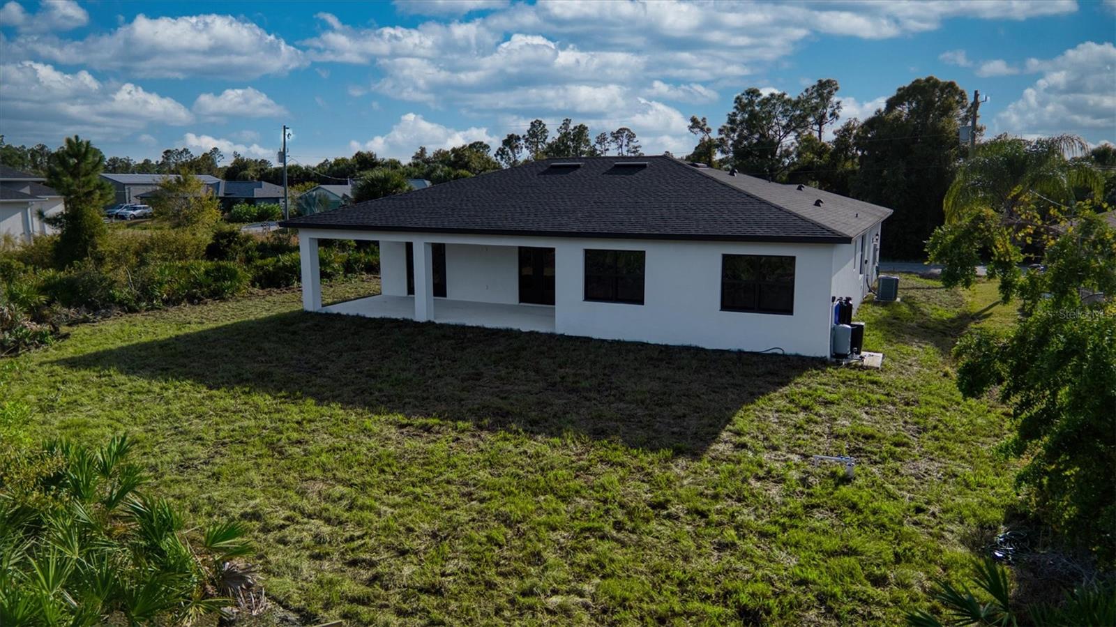 NORTH  PORT - Residential