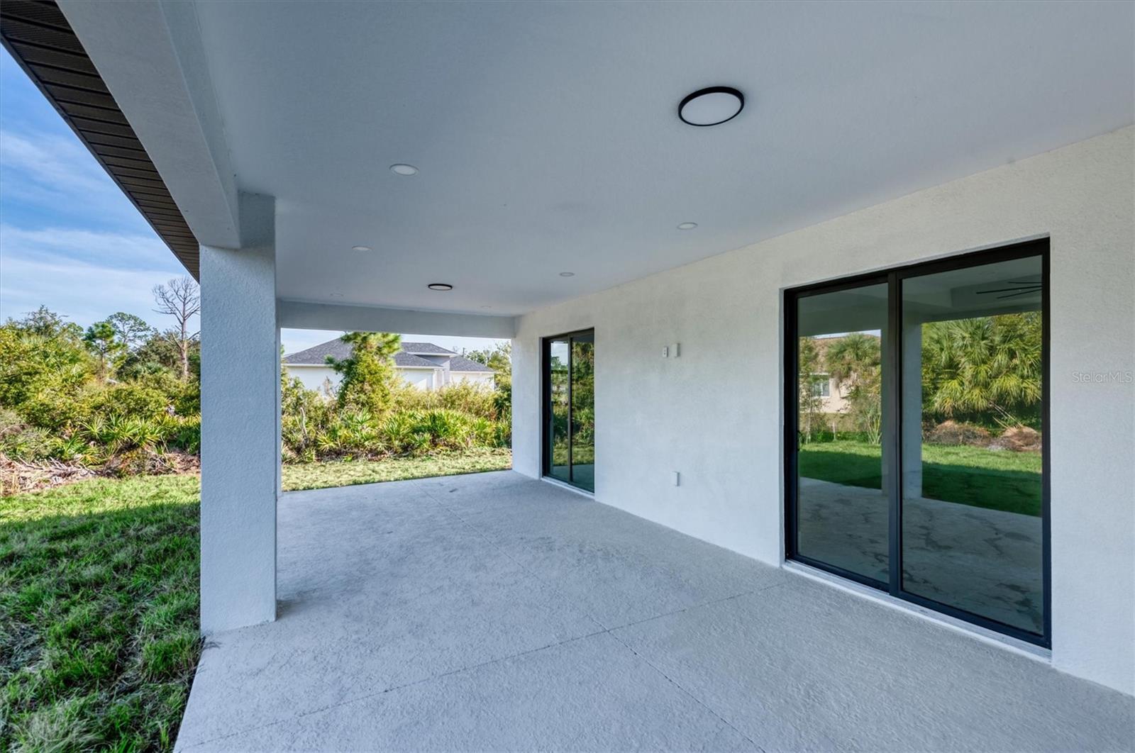 NORTH  PORT - Residential