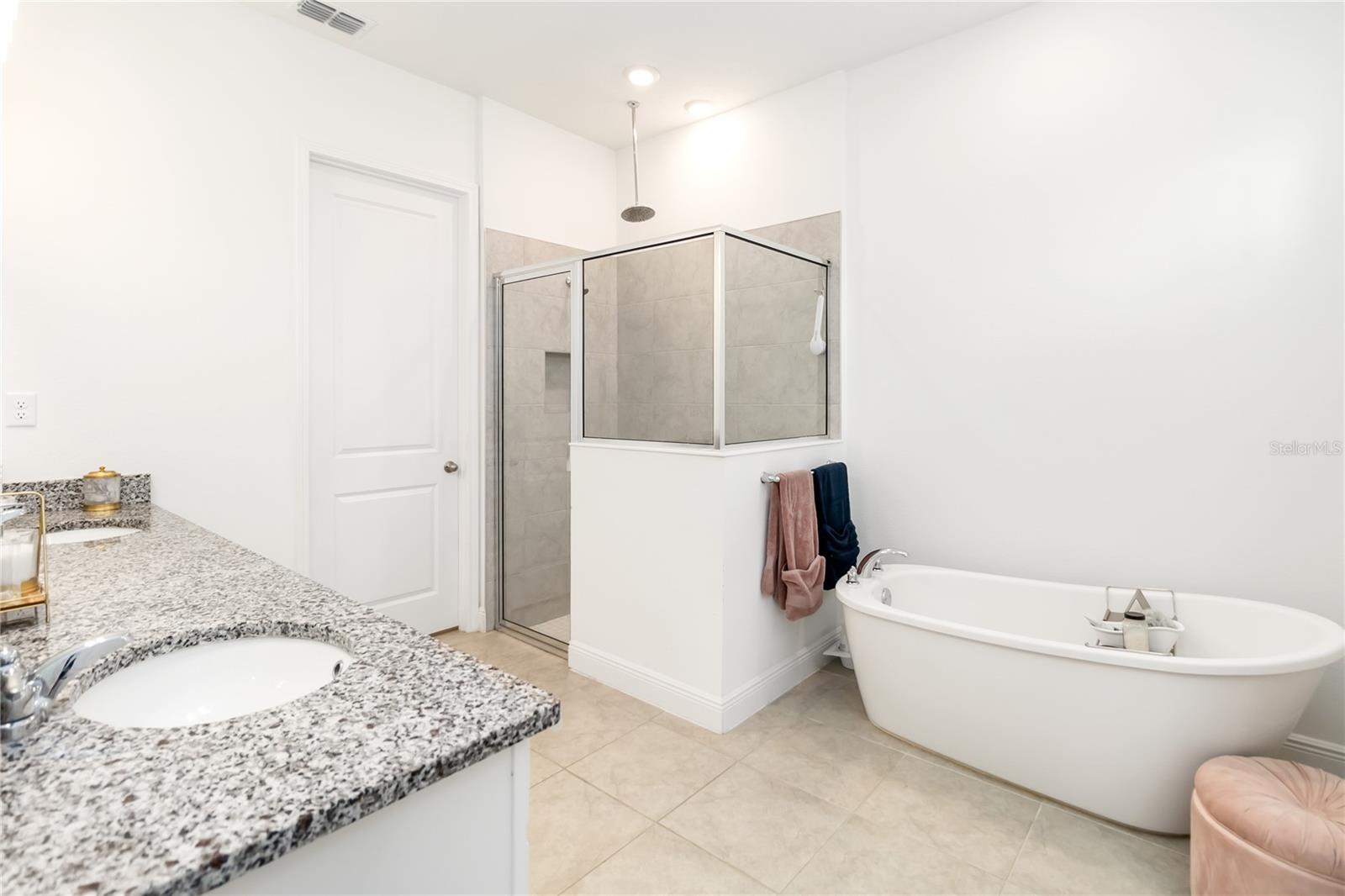 BELLA COLLINA WEST SUB - Residential