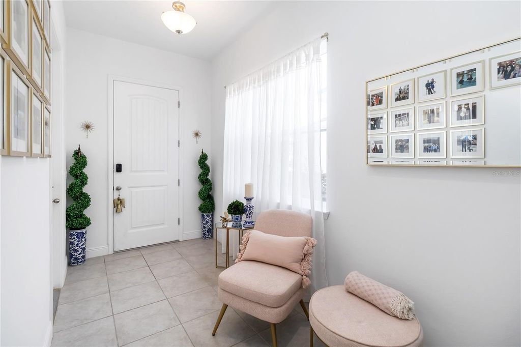 Photo of 15742 Vetta Drive, Montverde, FL 34756 (MLS # O6379249)