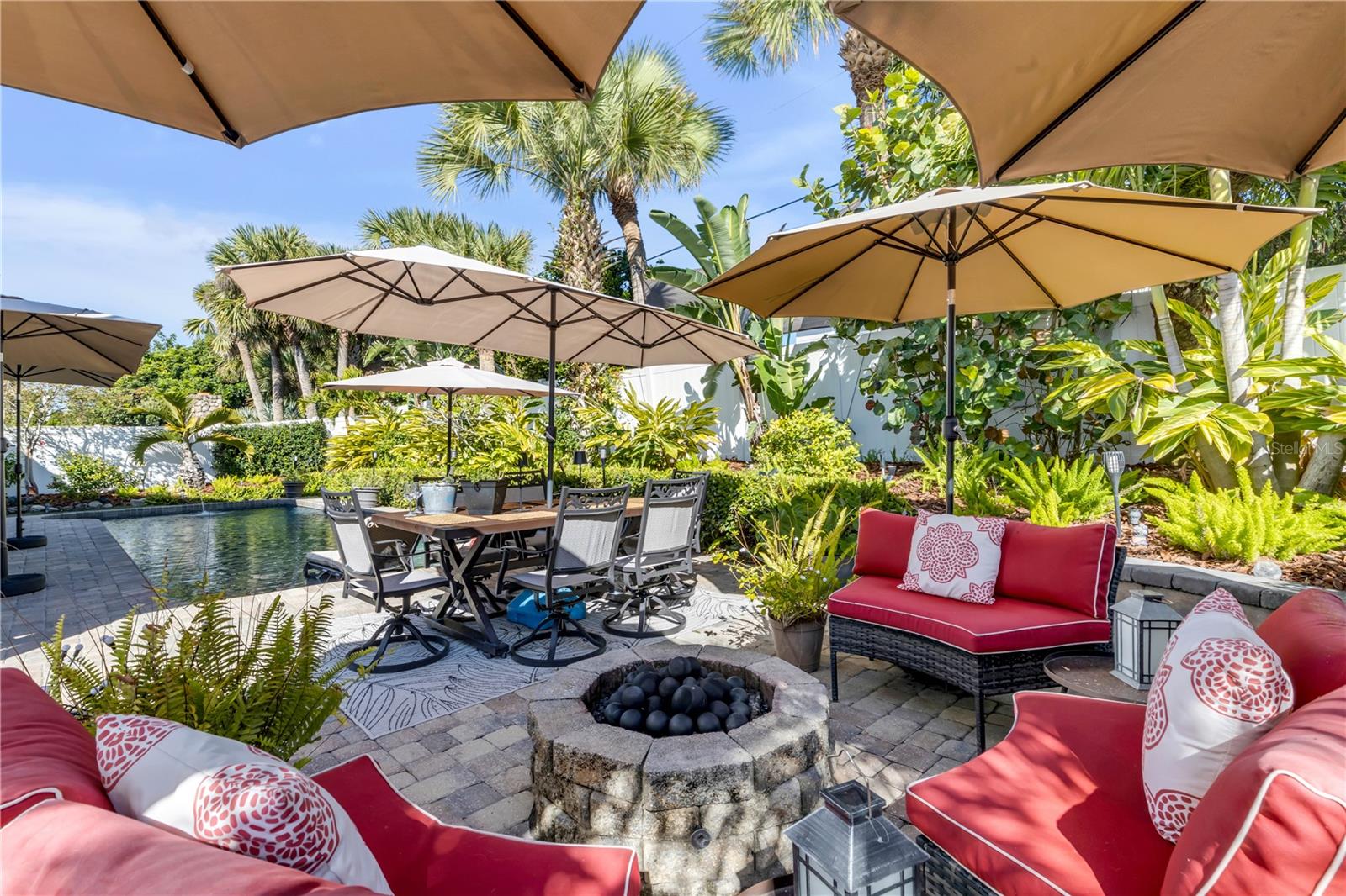 SILVER SANDS SEC B - Residential