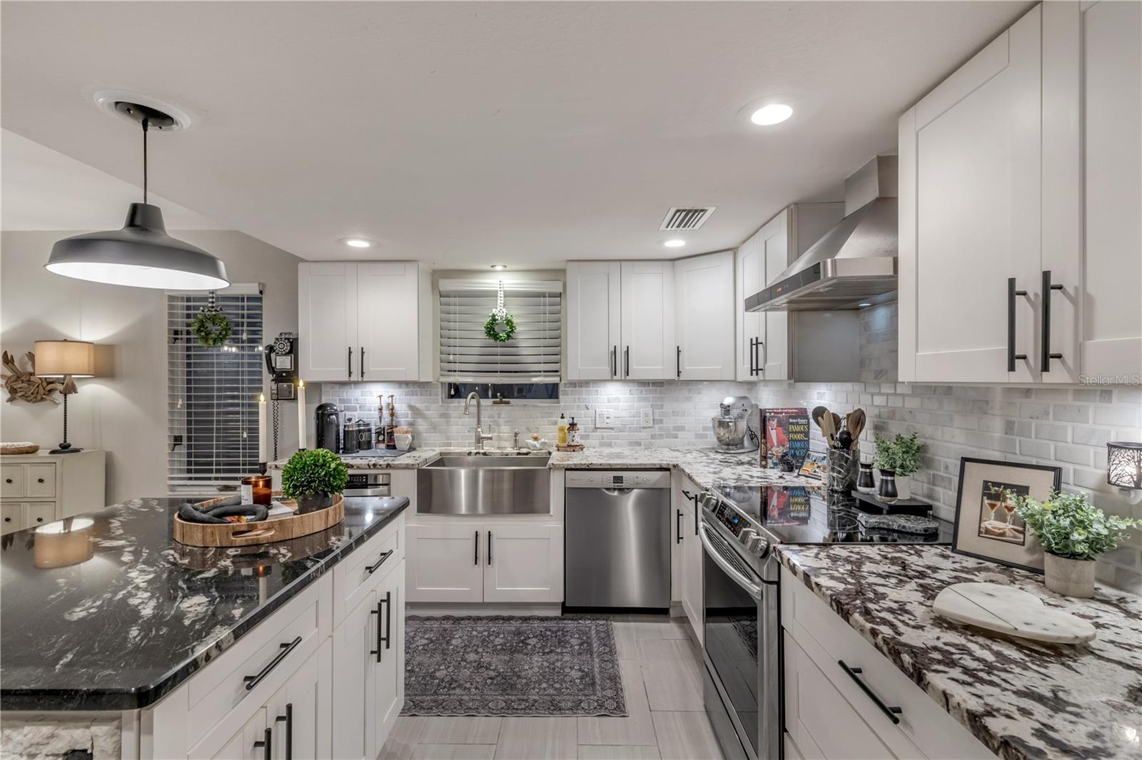 SILVER SANDS SEC B - Residential