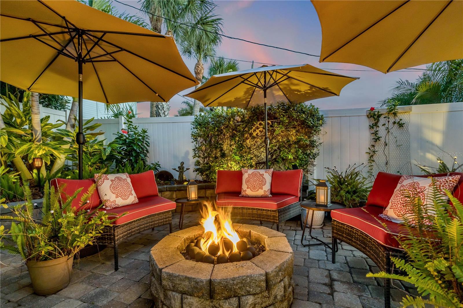 SILVER SANDS SEC B - Residential