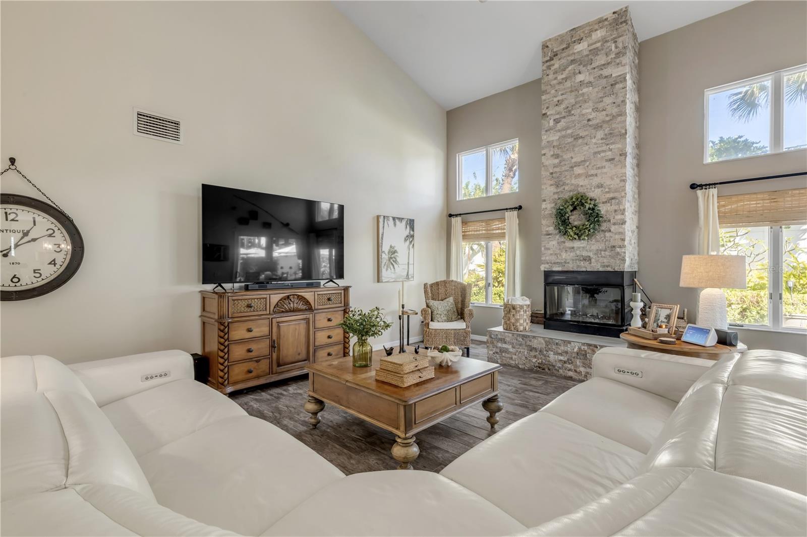 SILVER SANDS SEC B - Residential