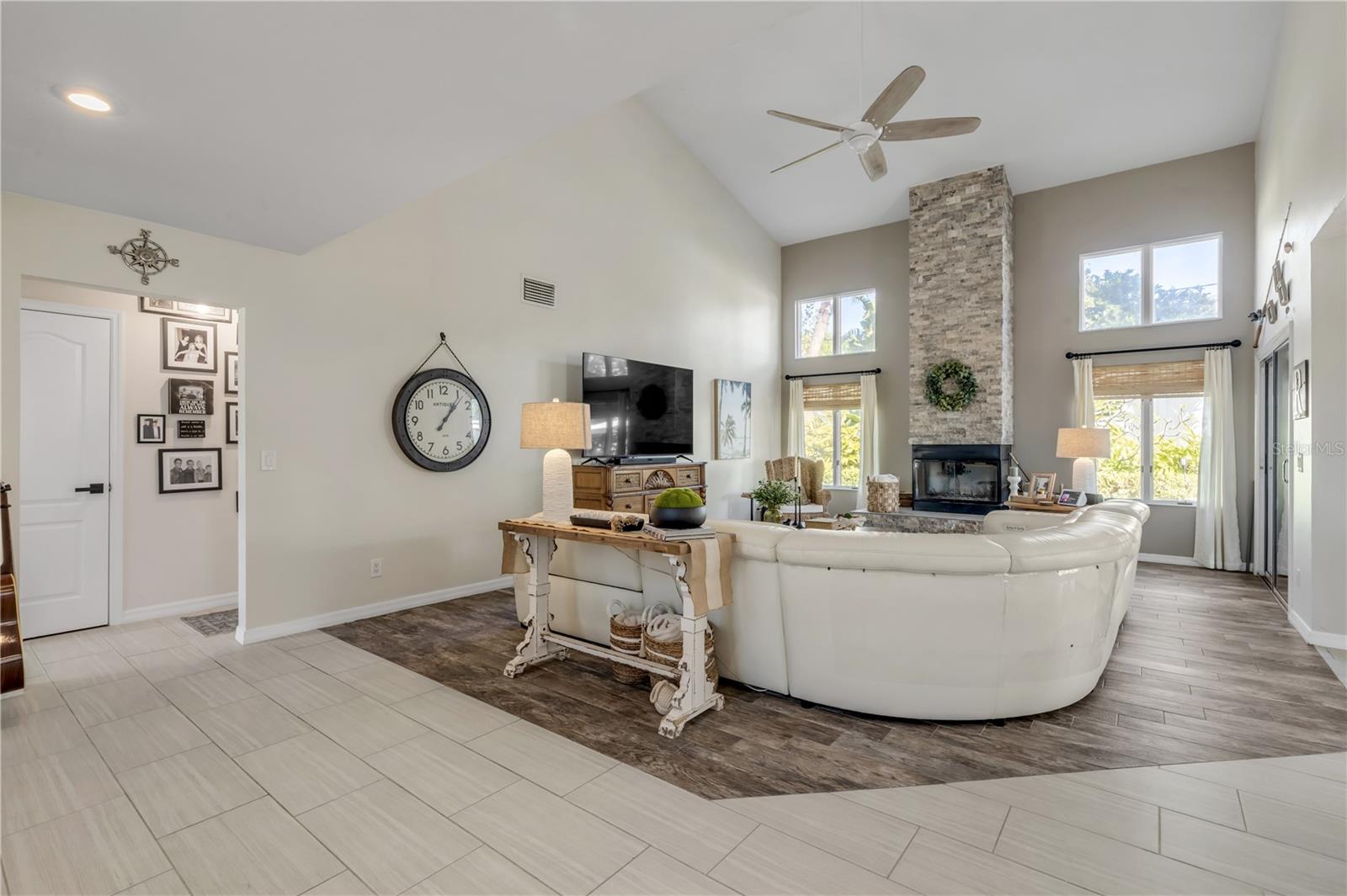 SILVER SANDS SEC B - Residential