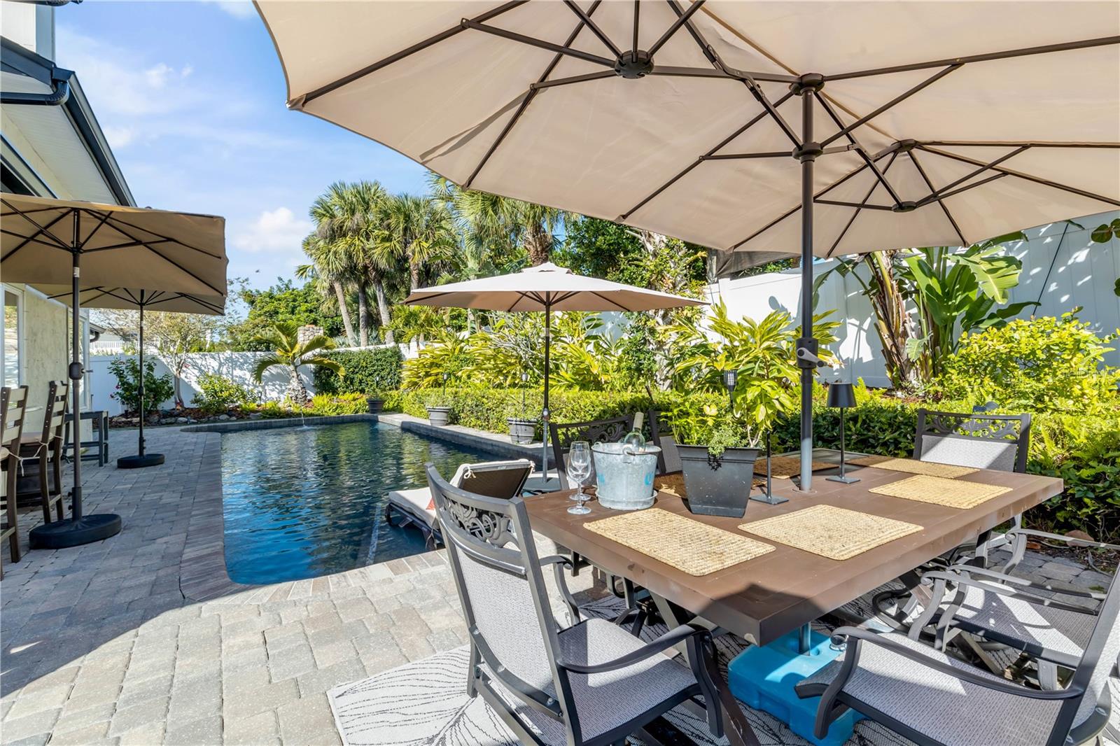 SILVER SANDS SEC B - Residential