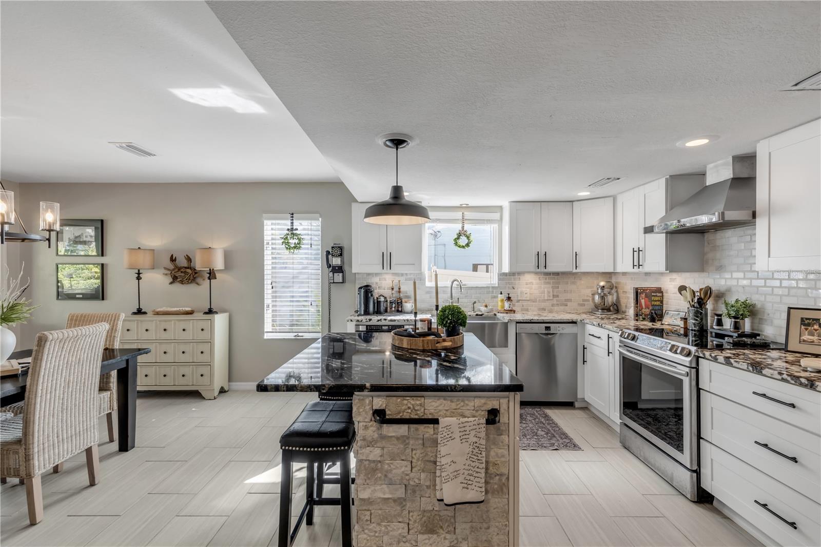 SILVER SANDS SEC B - Residential